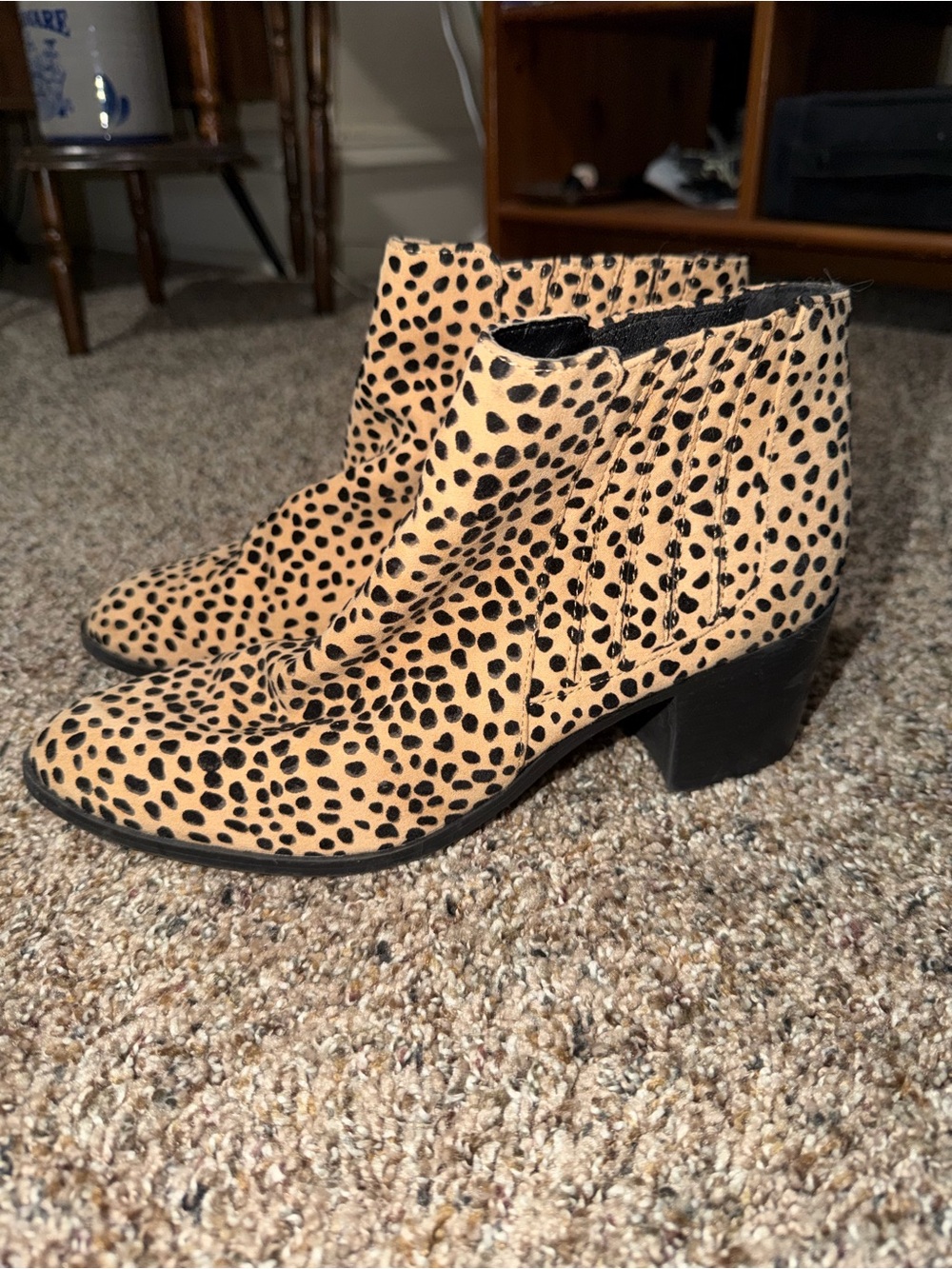 Qupid Cheetah Print Ankle Booties Womens Chunky Heel Leopard Size 9